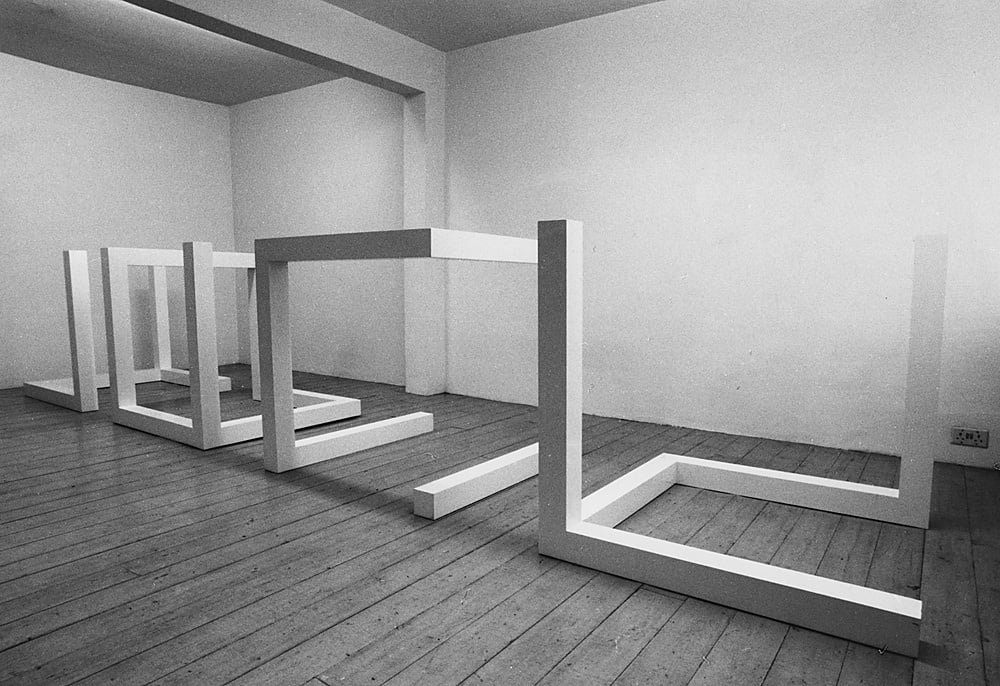 LeWitt, Cubos incompletos.